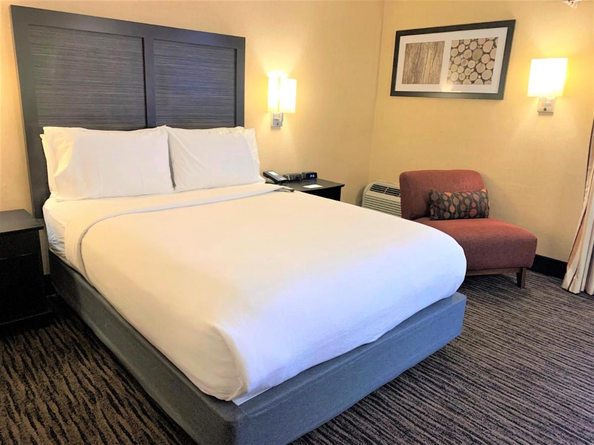 Hotel - Pleasanton By Ihg 3*