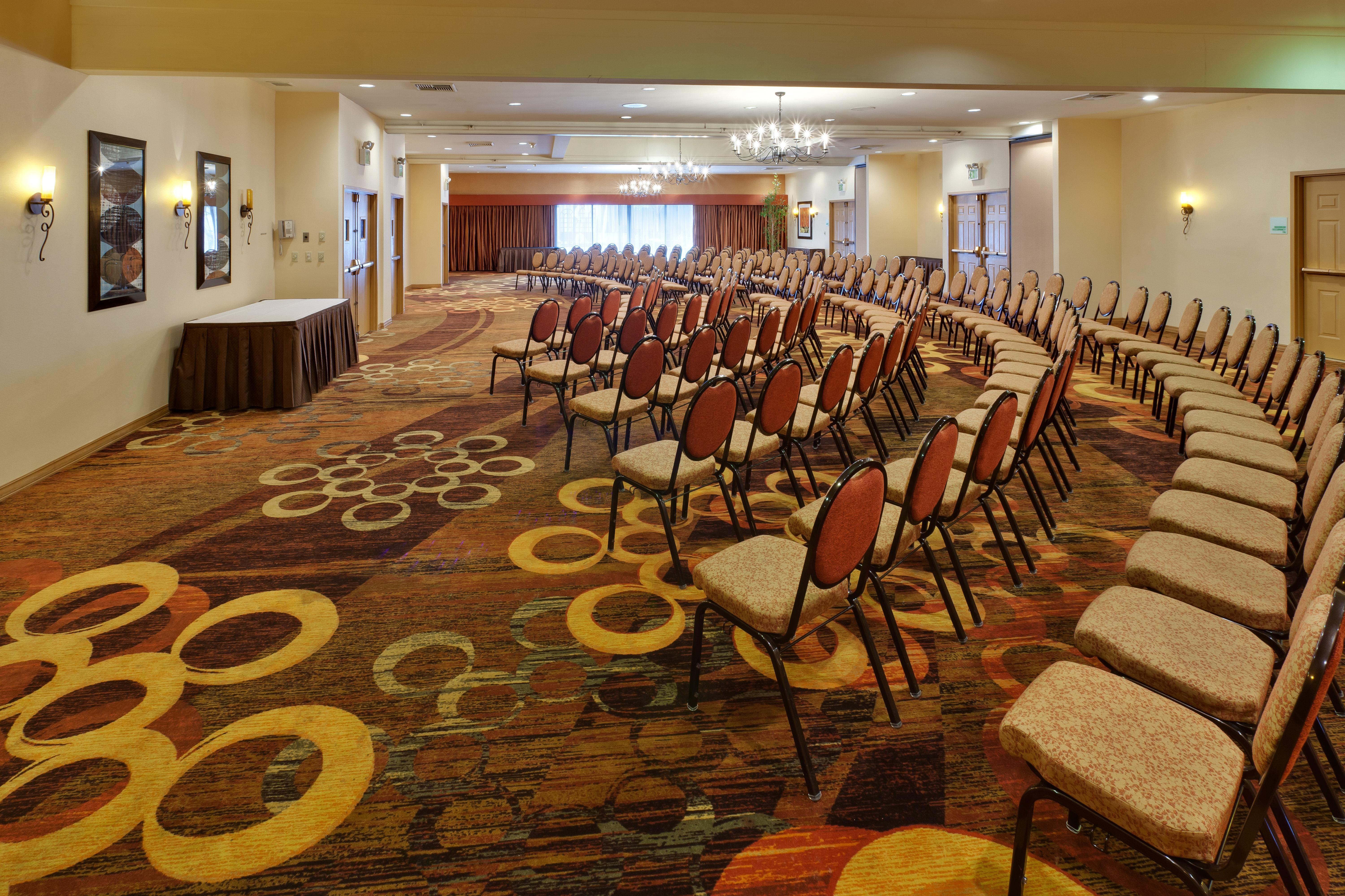 - Pleasanton By Ihg Hotel